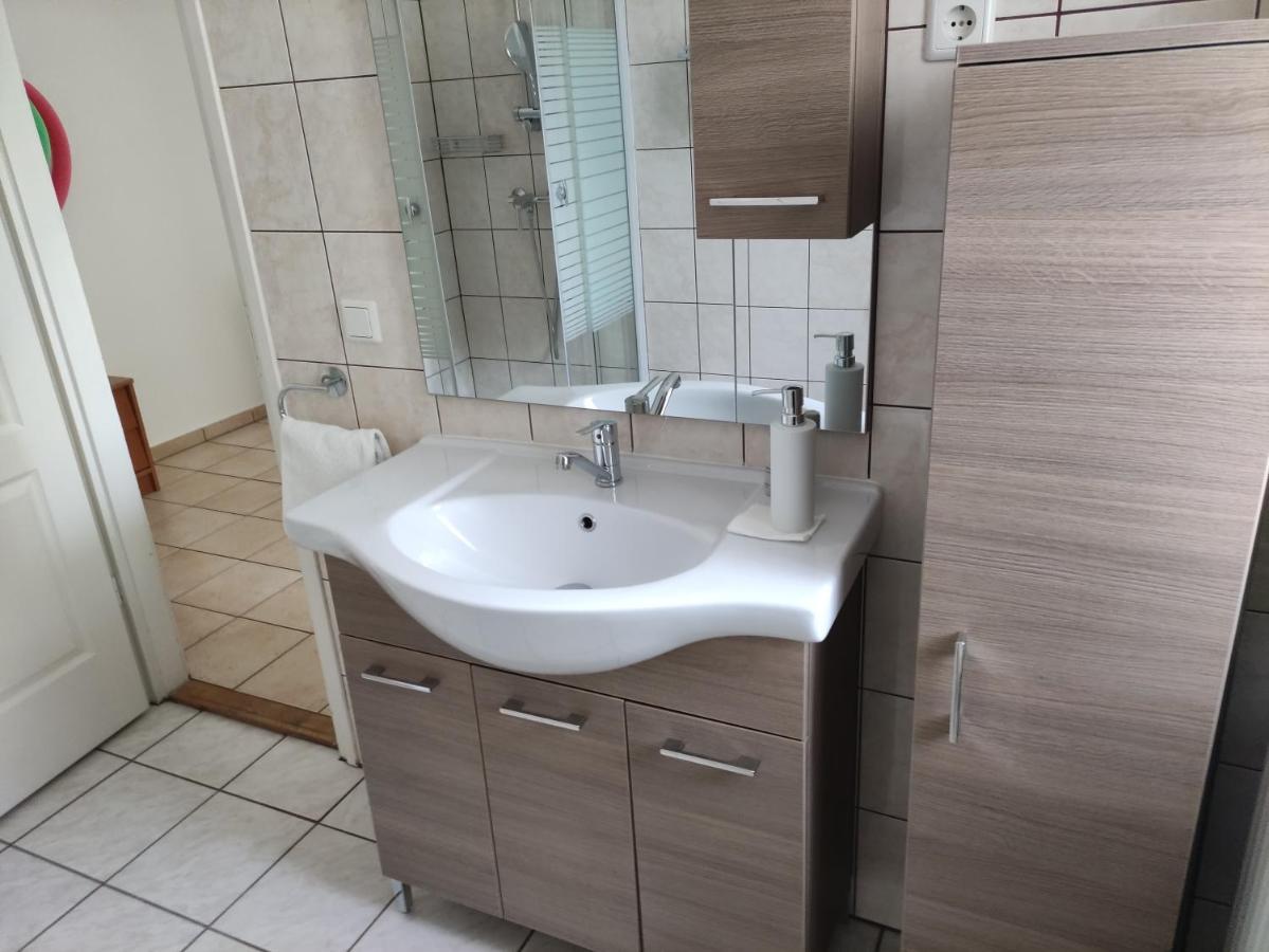 Zsanett Appartement Hévíz Exterior foto