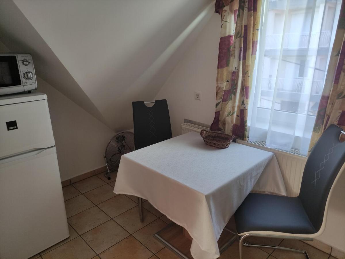 Zsanett Appartement Hévíz Exterior foto